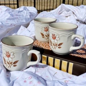 Set of 3 Cumberland Mayblossom 70s mugs